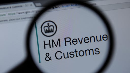 Read more about the article HMRC warns self-assessment customers about rising scamming activities
