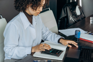 Read more about the article Allowable Business Expenses: What UK Businesses Can Claim
